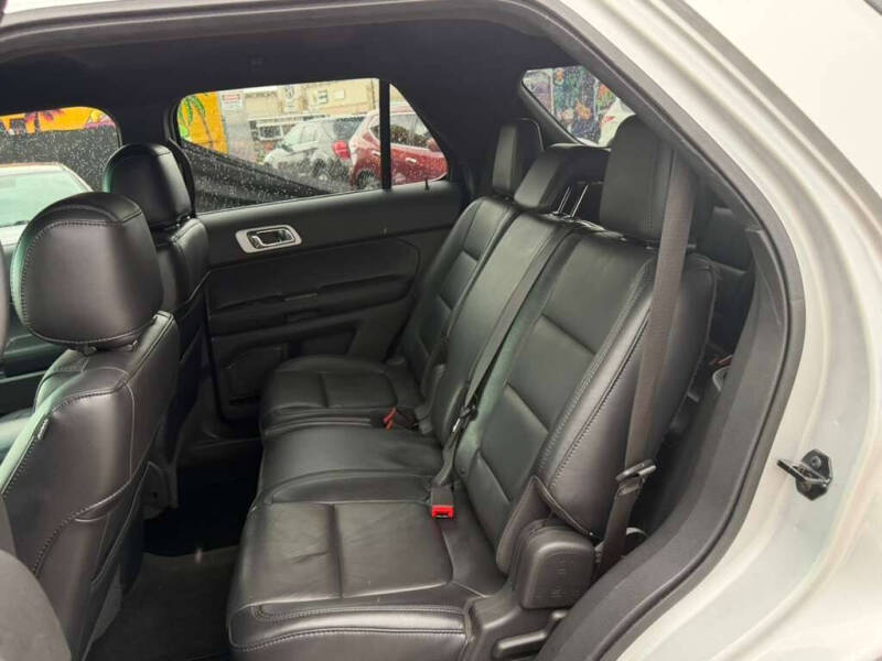 2012 Ford Explorer XLT