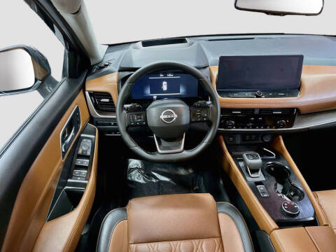 2025 Nissan Rogue Platinum