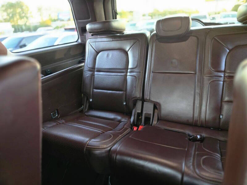 2018 Lincoln Navigator Black Label