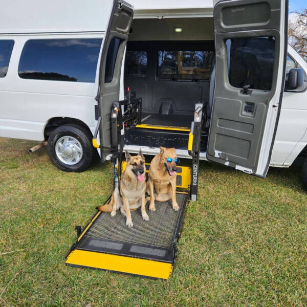 2011 Ford E-Series E-250