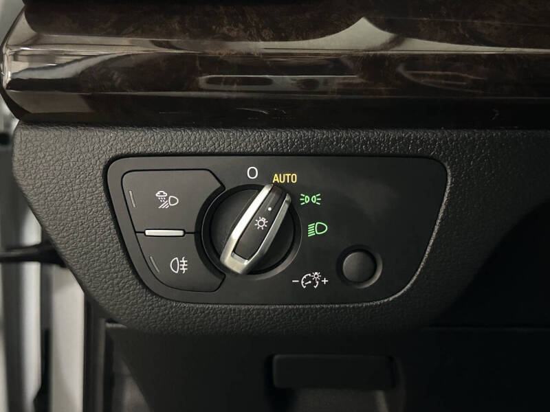 2019 Audi Q5 quattro Premium 45 TFSI