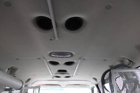 2003 Ford E-Series E-350 SD XL