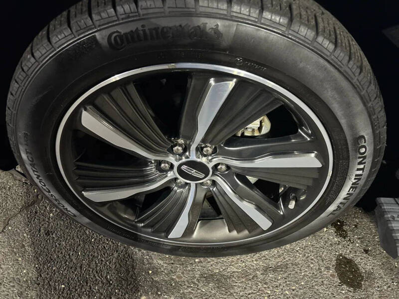 2019 Lincoln Navigator Select