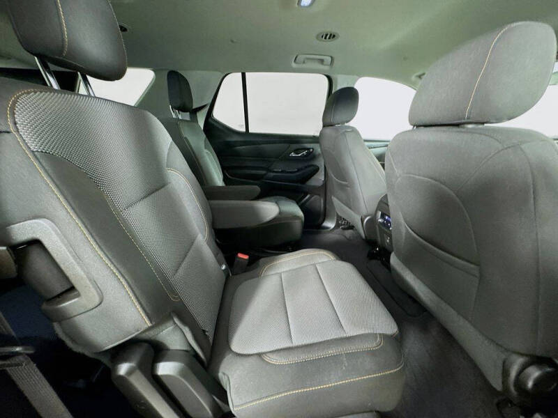 2018 Chevrolet Traverse LT Cloth
