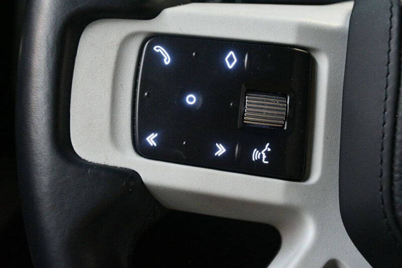 2023 Land Rover Defender 110 X-Dynamic SE