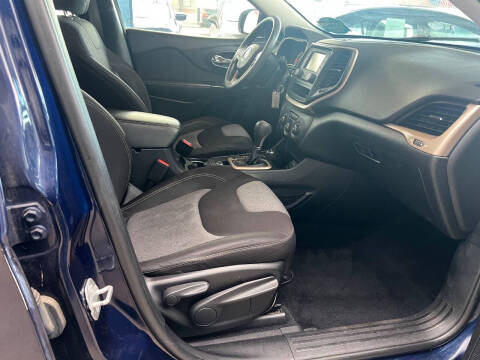 2014 Jeep Cherokee Sport