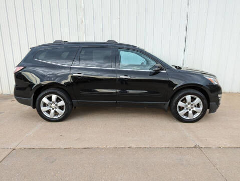 2017 Chevrolet Traverse for sale at Parkway Motors in Osage Beach MO