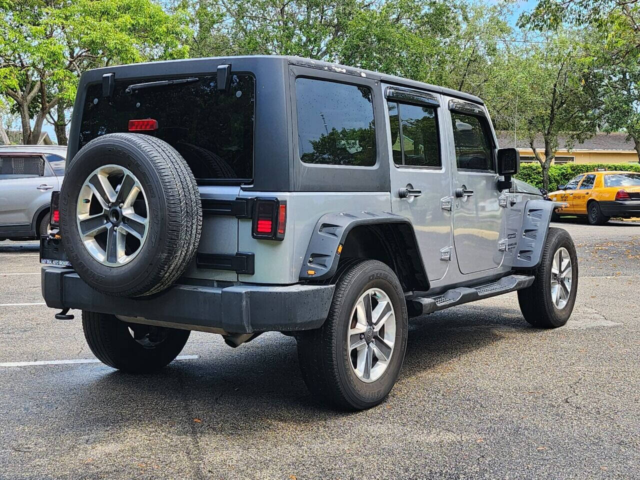 2015 Jeep Wrangler SUV / Crossover - $18,995