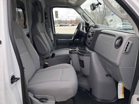 2025 Ford E-Series