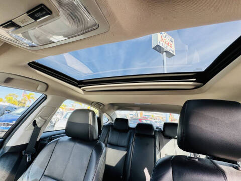 2014 Toyota Avalon XLE