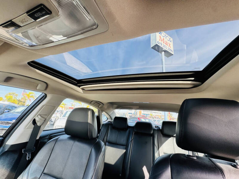 2014 Toyota Avalon XLE