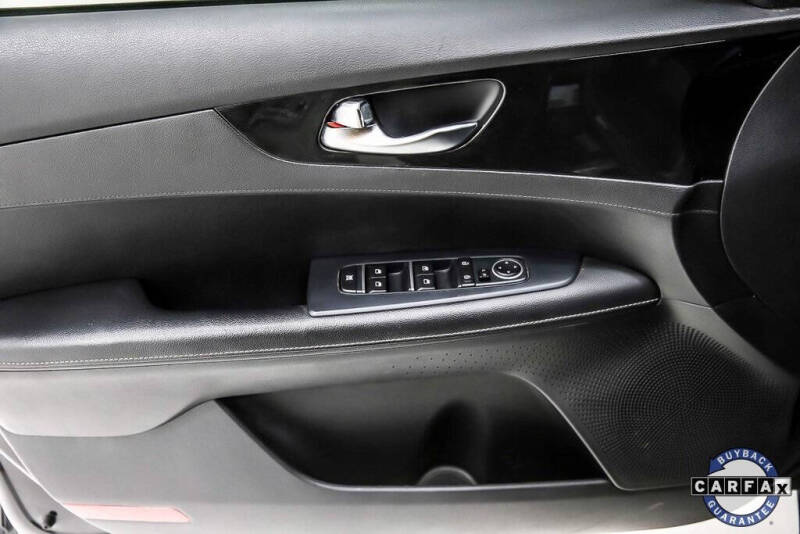 2021 Kia Forte GT Line