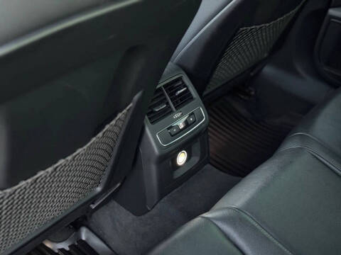 2017 Audi A4 2.0T quattro Premium Plus