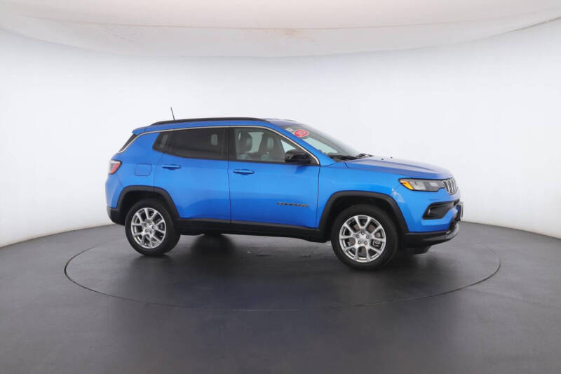 2023 Jeep Compass Latitude Lux