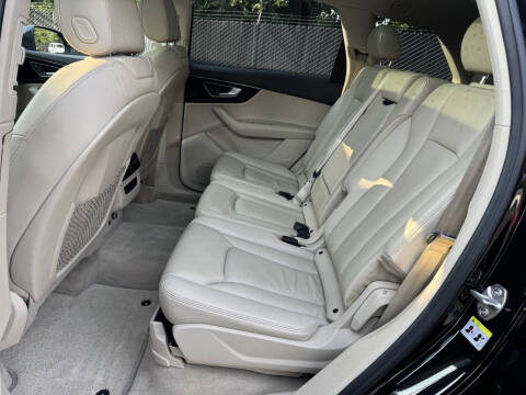 2019 Audi Q7 quattro SE Premium 55 TFSI