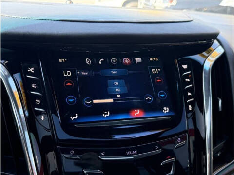 2016 Cadillac Escalade Platinum