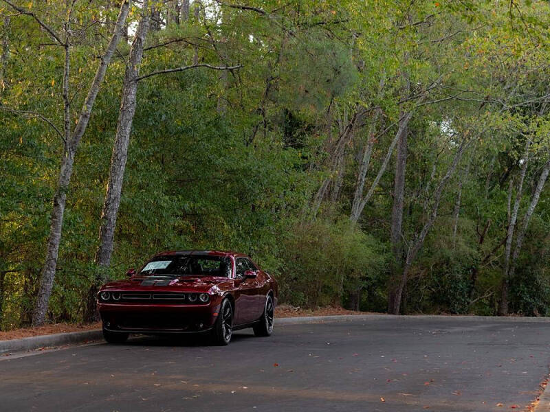 2018 Dodge Challenger SXT Plus