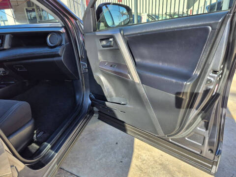 2018 Toyota RAV4 Hybrid LE