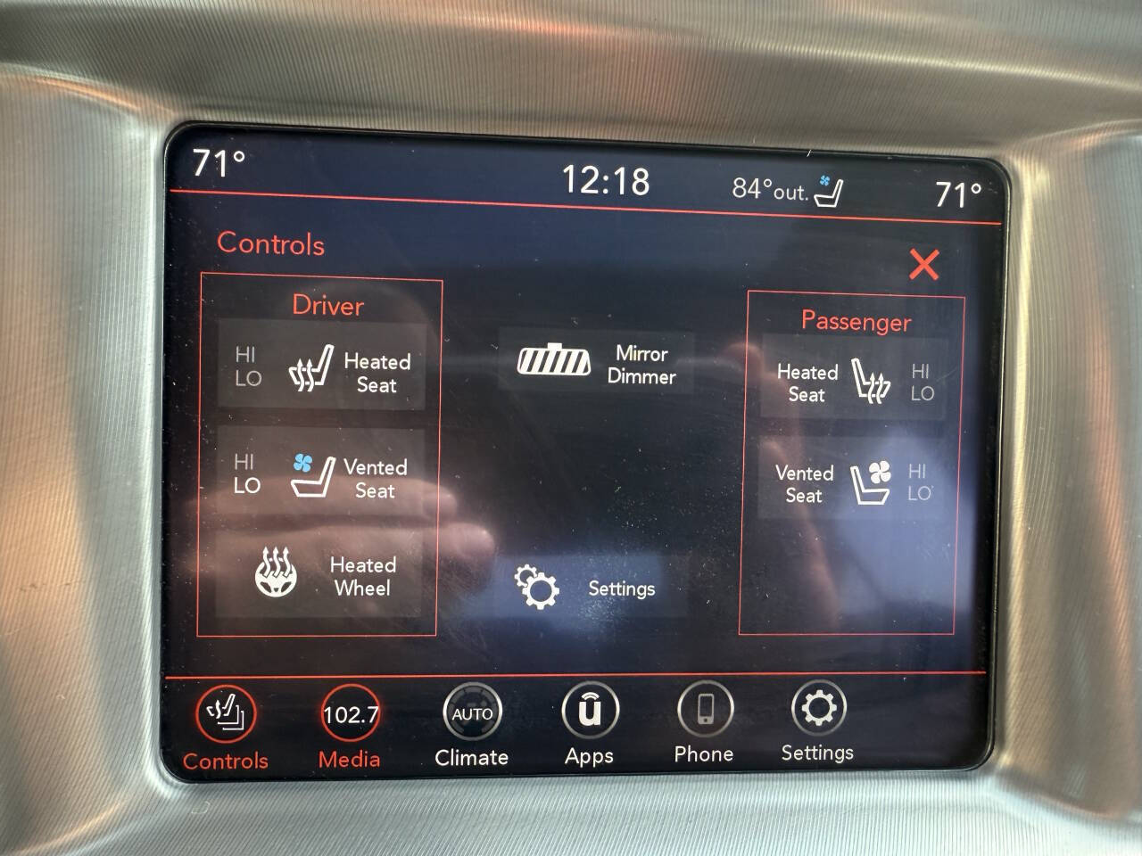 2020 Dodge Charger SXT AWD photo 16