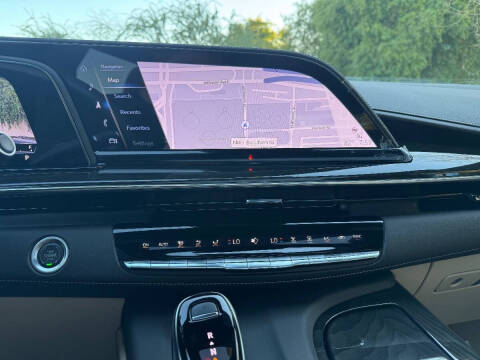 2024 Cadillac Escalade ESV Premium Luxury