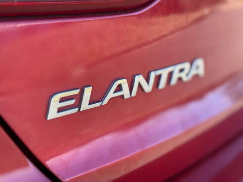 2018 Hyundai Elantra
