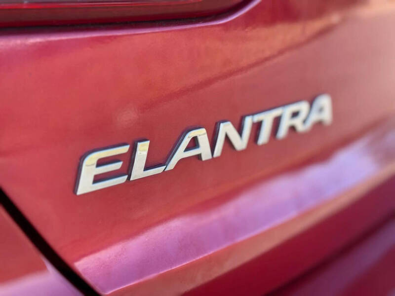 2018 Hyundai Elantra