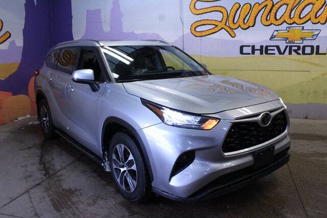 2021 Toyota Highlander XLE