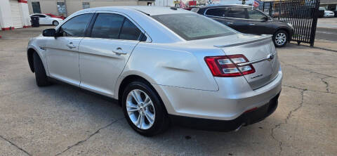 2014 Ford Taurus SEL