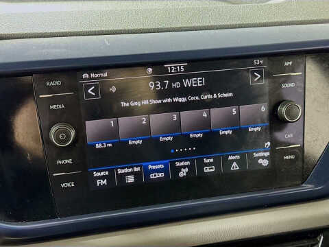 2023 Volkswagen Taos SE 4Motion