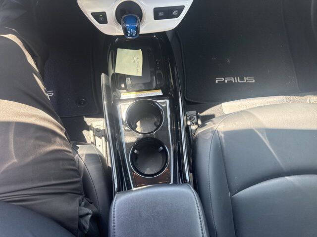 2017 Toyota Prius Three Touring