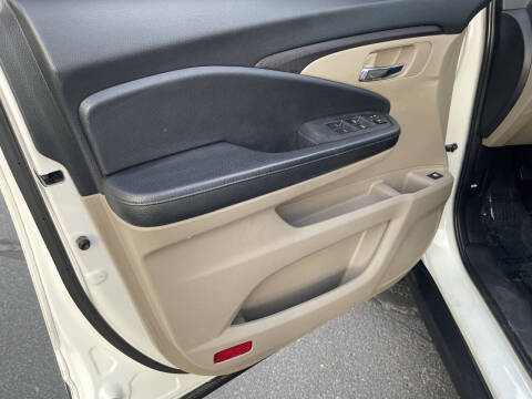 2017 Honda Pilot EX
