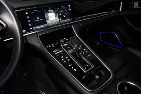 2022 Porsche Panamera Platinum Edition