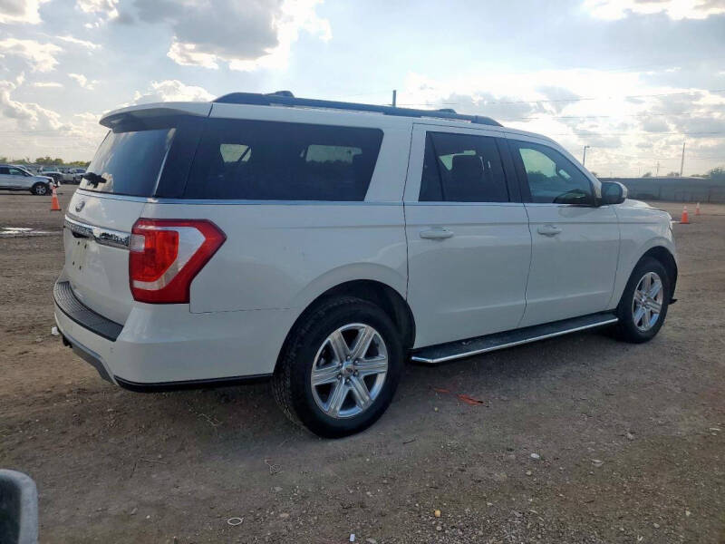 2020 Ford Expedition XLT's photo