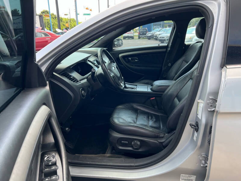 2014 Ford Taurus SEL