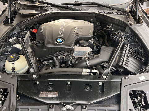 2014 BMW 5 Series 528i
