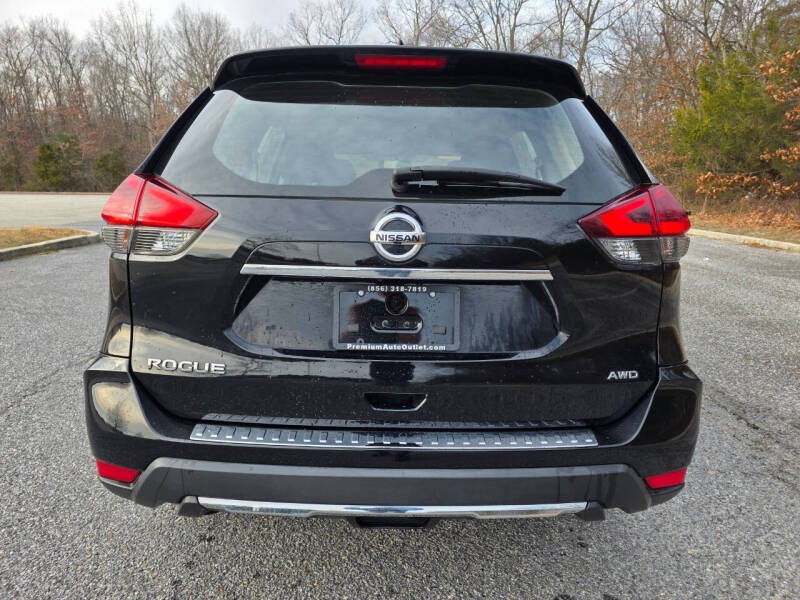 2018 Nissan Rogue S