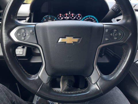 2017 Chevrolet Suburban LT