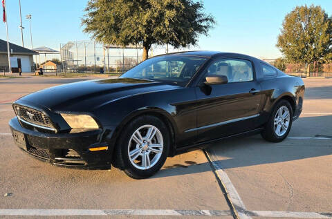 2014 Ford Mustang V6