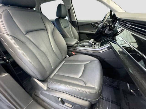 2022 Audi Q7 quattro Premium Plus 55 TFSI