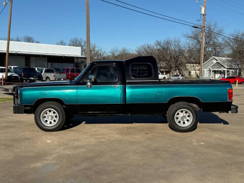 1992 Dodge RAM 250 for sale at BENTON MOTORPLEX in Cleburne TX