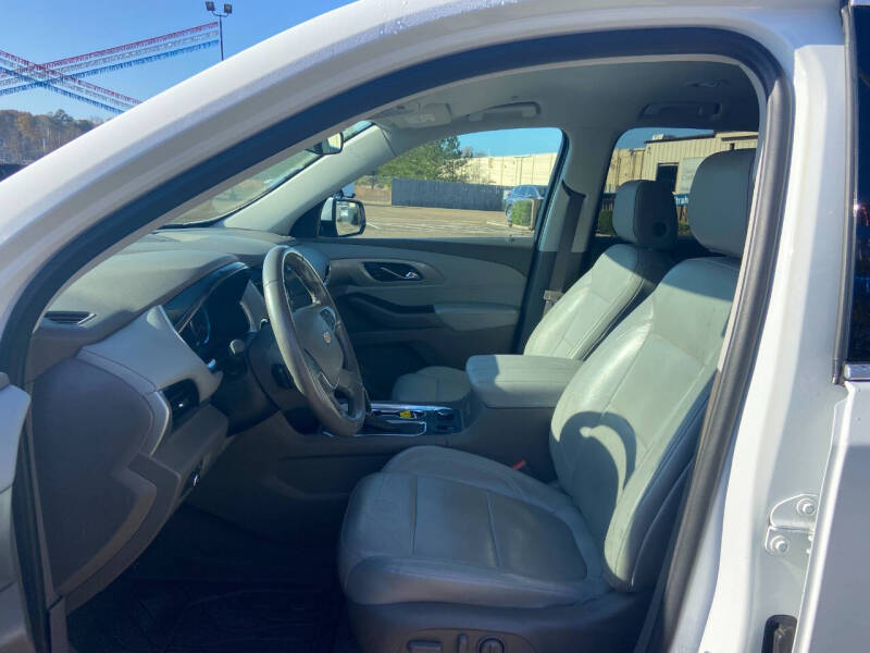 2020 Chevrolet Traverse LT Leather