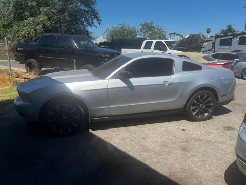 2011 Ford Mustang for sale at Auto Mercado in Clovis CA