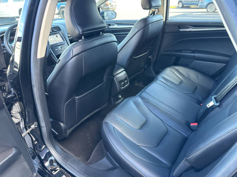 2017 Ford Fusion Titanium