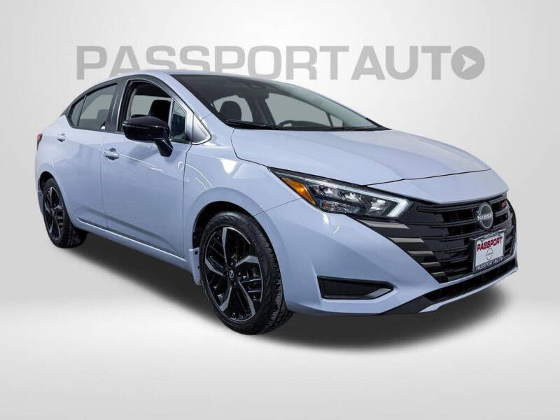 2025 Nissan Versa SR