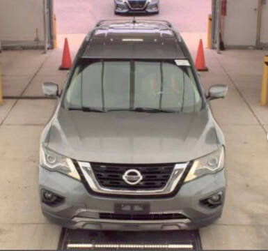 2017 Nissan Pathfinder SL