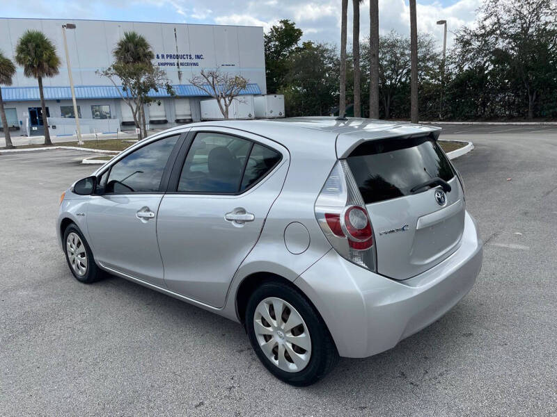 2013 Toyota Prius c One