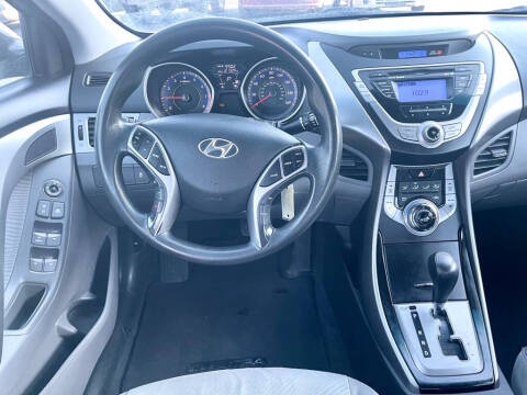 2013 Hyundai Elantra GLS