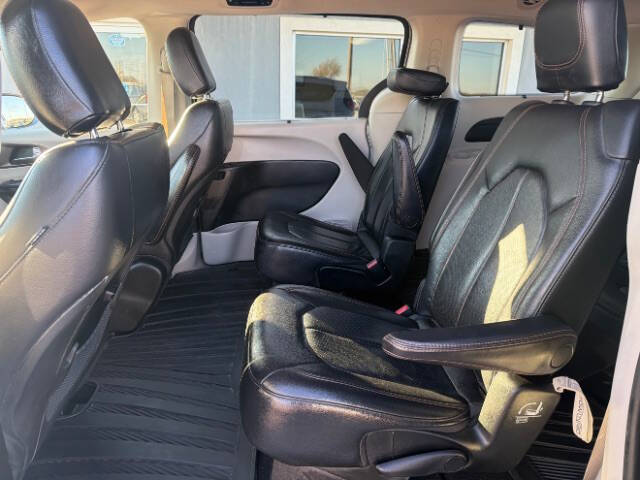 2019 Chrysler Pacifica Touring L