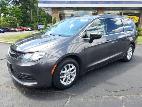 2020 Chrysler Voyager LXi
