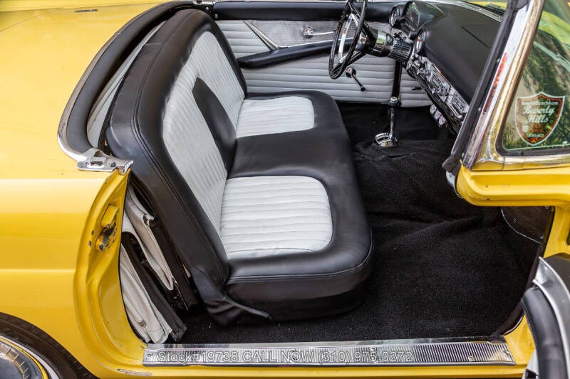 1956 Ford Thunderbird